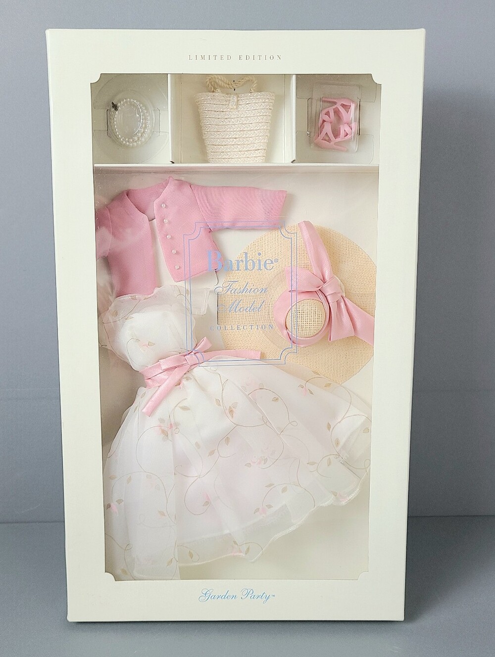 NWT Barbie Silkstone Fashion Model Collection Garden Party Set